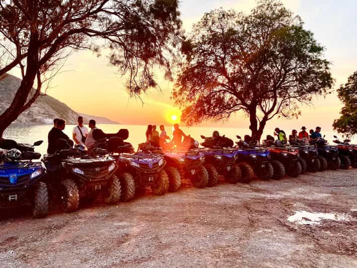 Imagen del tour: Safari en quad al atardecer en Agia Pelagia con visita a un pueblo fantasma