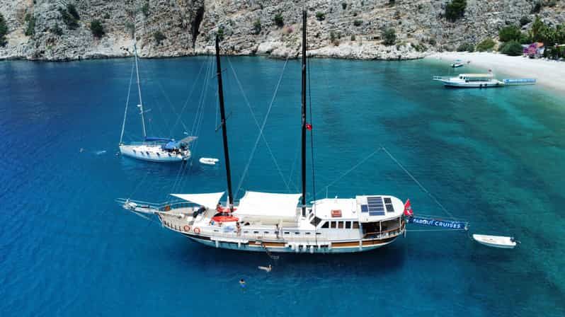 Imagen del tour: Navega por Turquía: Crucero de Fethiye a Olympos para jóvenes de 18 a 39 años