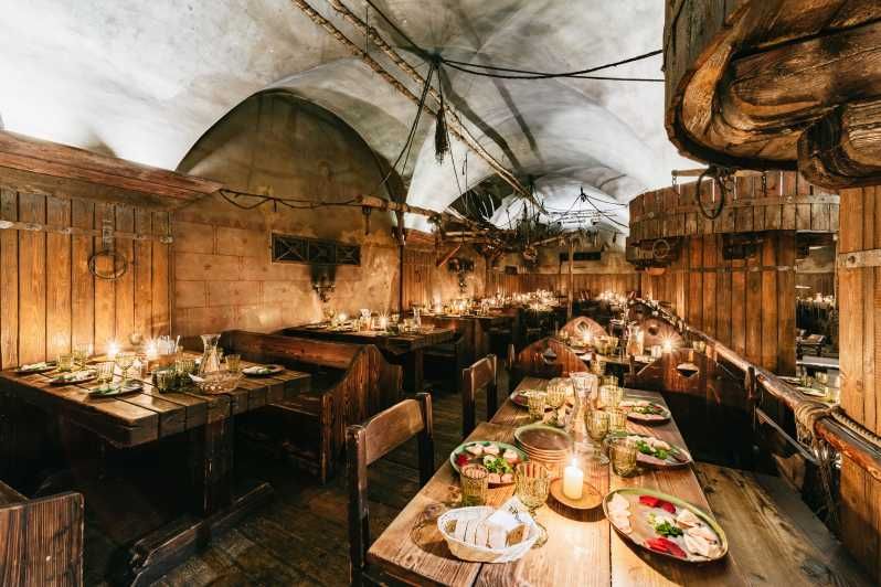 Imagen del tour: Praga: cena medieval con barra libre