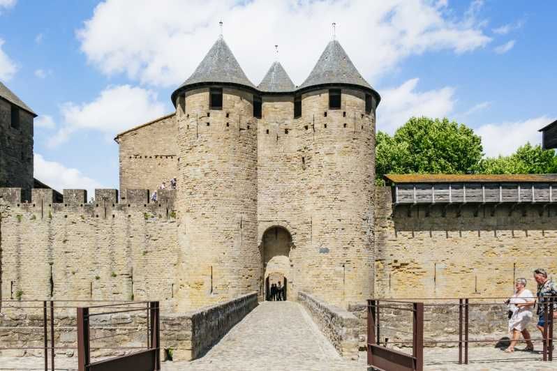 Imagen del tour: Toulouse: Excursión de un día a Carcasona en autocar con el Castillo de Comtal