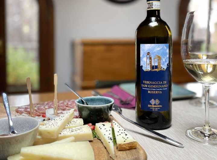 Imagen del tour: San Gimignano: Visita a viñedos y bodegas con cata de vinos