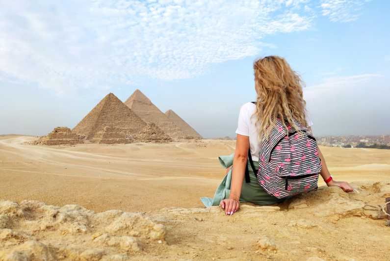 Imagen del tour: Desde El Cairo: Excursión a las Pirámides de Guiza, la Esfinge, Saqqara y Menfis