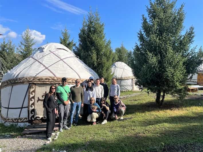 Imagen del tour: Almaty: Los Lagos y Cañones de Kolsai Kaindy, excursión de 2 días en grupo reducido