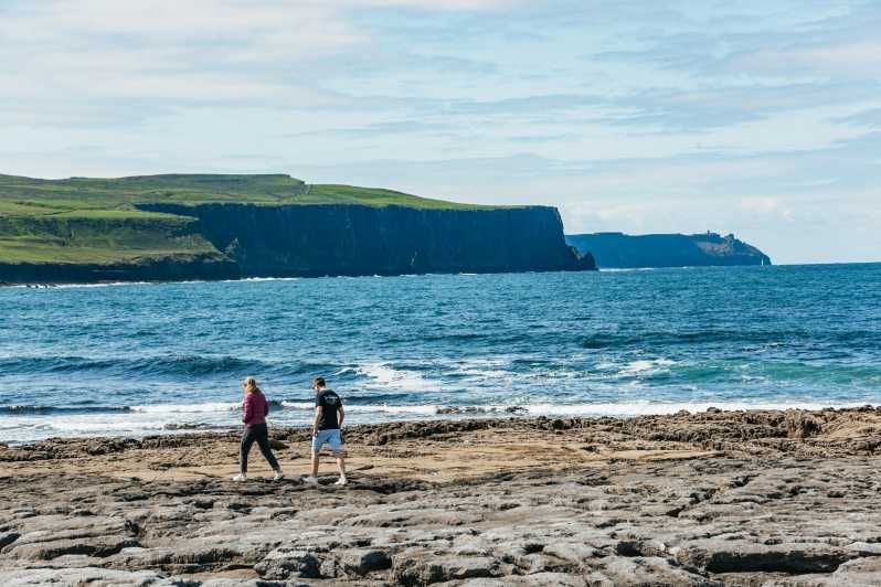 Imagen del tour: Desde Galway: Excursión de un día a las Islas Aran y los Acantilados de Moher