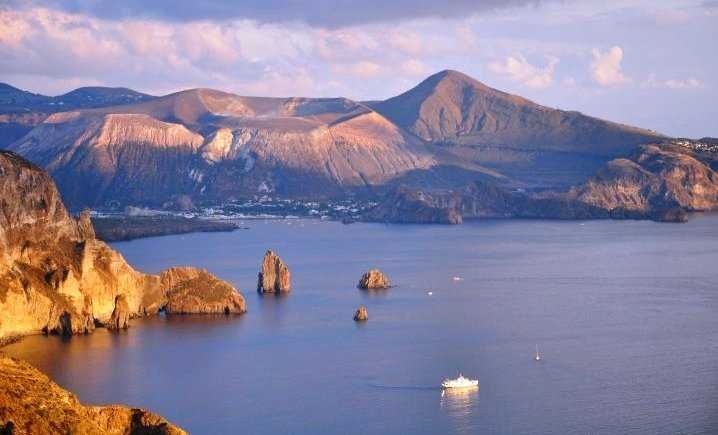 Imagen del tour: Desde Milazzo: Excursión de un día a Lípari y Vulcano