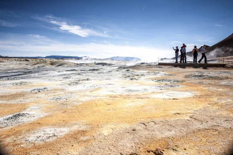 Imagen del tour: Desde Akureyri: tour clásico por el lago Mývatn