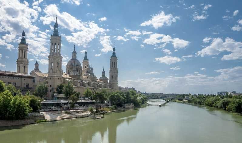 Imagen del tour: Zaragoza: tour privado con guía local
