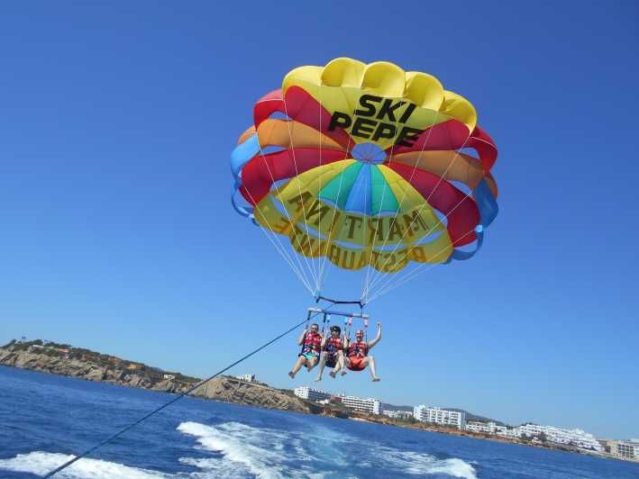 Imagen del tour: Santa Eulària des Riu: paravelismo en barco con bebidas