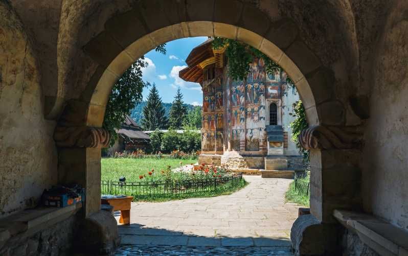 Imagen del tour: Desde Cluj-Napoca: Excursión de 2 días por Bucovina y los Monasterios Pintados