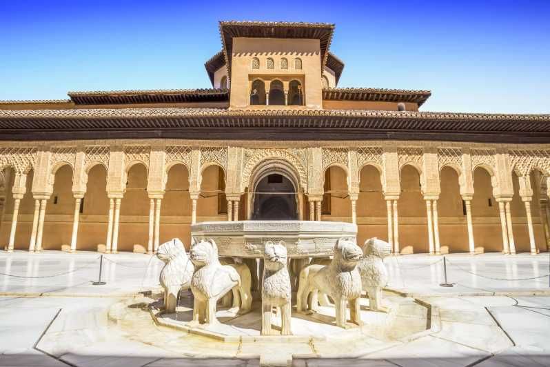 Imagen del tour: Granada: Visita a la Alhambra, Palacios Nazaríes y Generalife