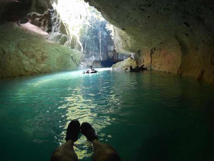 Imagen del tour: San Ignacio: Cave Tubing con Comida y Tirolina Opcional