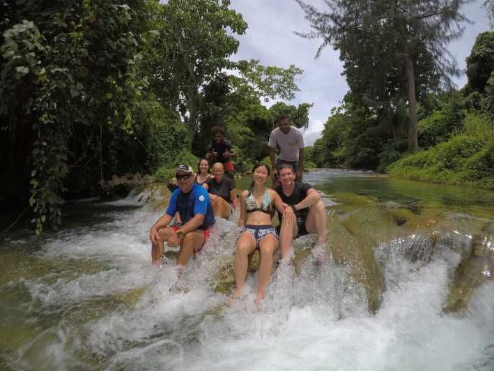 Imagen del tour: Port Vila: Excursión de día completo en kayak por el río y las Cascadas