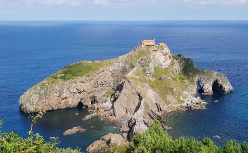 Imagen del tour: Desde Bilbao: Excursión en Grupo a Gaztelugatxe, Gernika y Mundaka