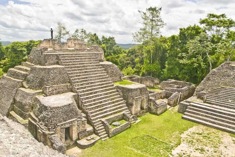 Imagen del tour: San Ignacio: Excursión a las Ruinas Mayas del Caracol y la Cascada con Comida