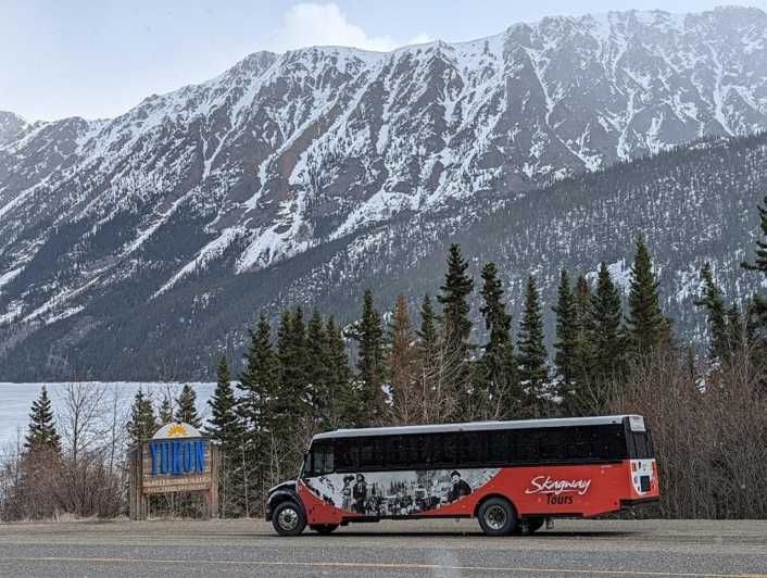 Imagen del tour: Skagway Tour en autobús por la autopista Klondike y el Yukón con perrera de huskys