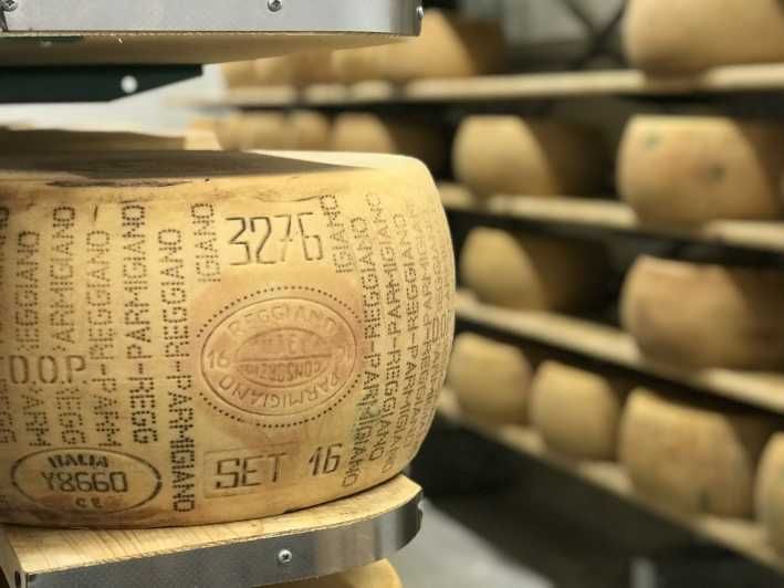 Imagen del tour: Parma: Visita y degustación de Parmigiano-Reggiano