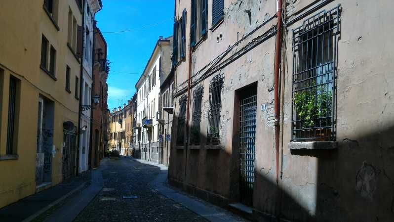 Imagen del tour: Visita a pie por la Ferrara medieval y el gueto judío