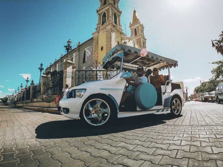 Imagen del tour: Mazatlán: tour de la ciudad en un tradicional coche descapotable Pulmonía