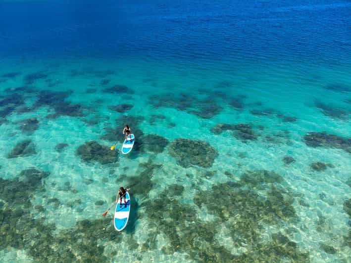 Imagen del tour: Isla de Ishigaki: Experiencia de SUP o Kayak en la bahía de Kabira