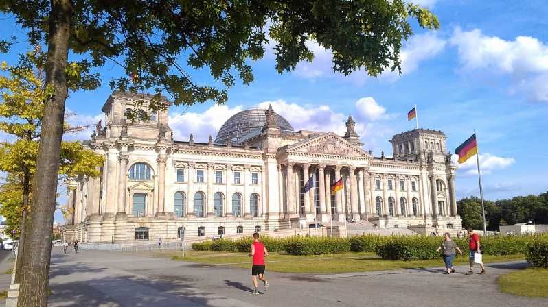 Imagen del tour: Berlín: Distrito Gubernamental, Cancillería y Reichstag