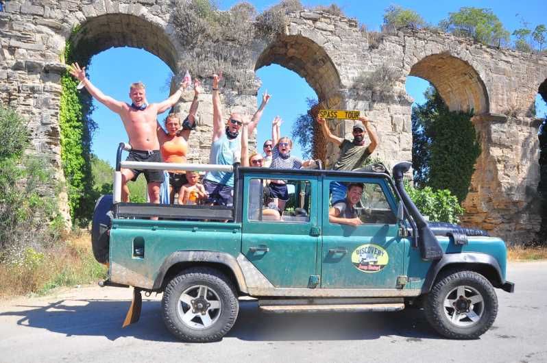 Imagen del tour: Lado: Aventura Safari en Jeep con Paseo en Barco y Visita a la Cascada
