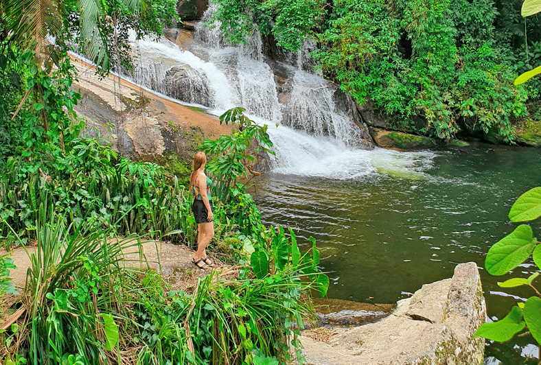 Imagen del tour: Paraty: Excursión en Jeep por las Cascadas de la Selva y la Destilería de Cachaça