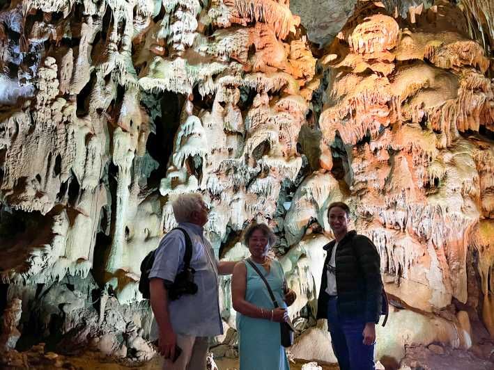 Imagen del tour: Belgrado: Cueva de Resava, Monasterio de Manasija y Cascada de Lisine