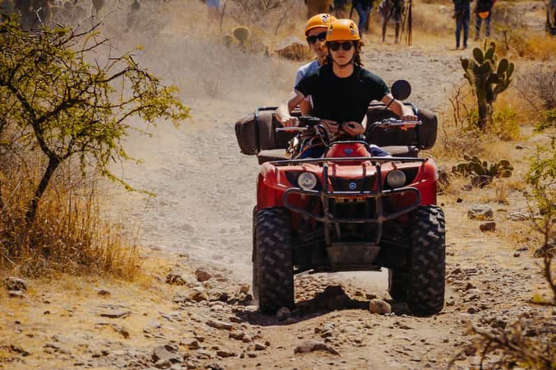 Imagen del tour: San Miguel de Allende: Tour de aventura en cuatrimoto y tirolesa