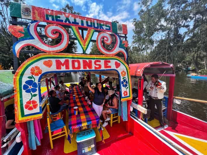 Imagen del tour: Viaje a Xochimilco y Coyoacán Colonial