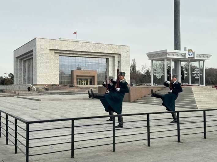 Imagen del tour: Bishkek: Visita guiada por los principales lugares de la ciudad y la historia del país