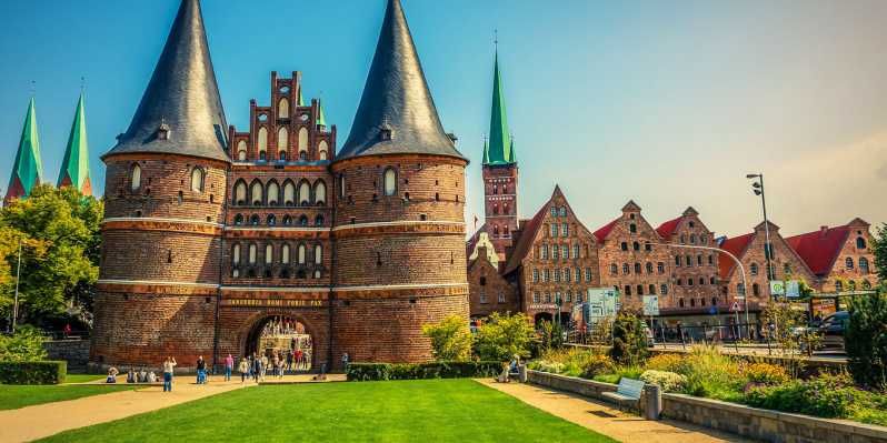 Imagen del tour: Lübeck: recorrido a pie autoguiado y búsqueda del tesoro