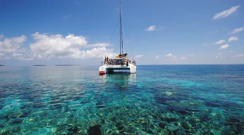 Imagen del tour: Desde Protaras Crucero en el Catamarán Crystal Sea