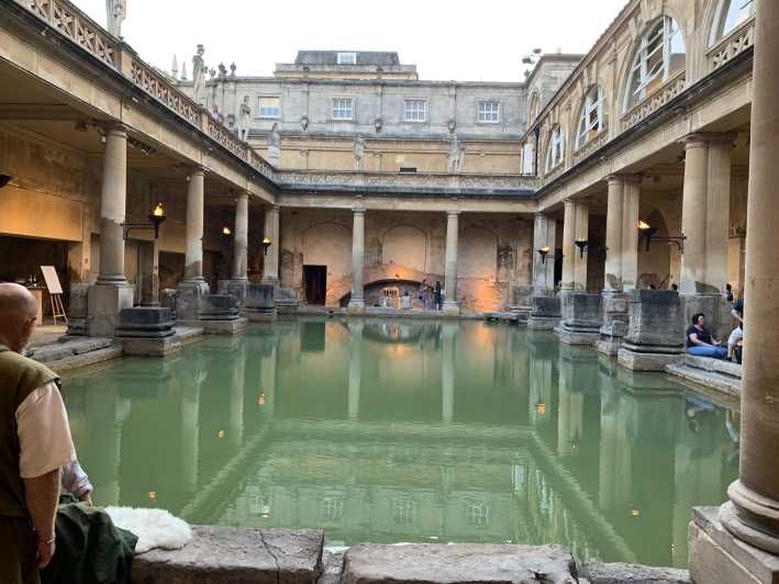 Imagen del tour: Bath: Visita guiada a pie por la ciudad con entrada a los Baños Romanos