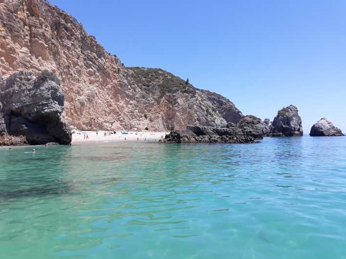 Imagen del tour: Sesimbra: Excursión en Barco por Bahías y Playas Secretas con Snorkel