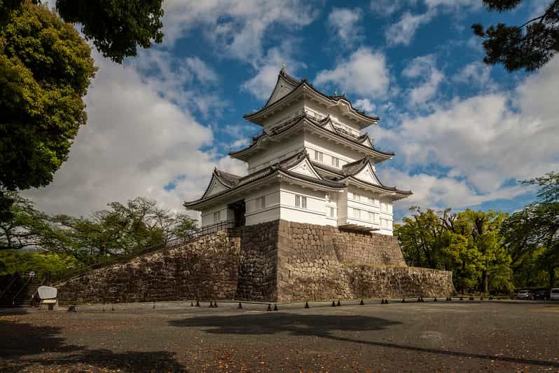 Imagen del tour: Odawara: Entrada al Castillo de Odawara Tenshukaku