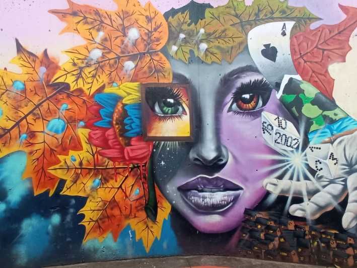 Imagen del tour: Medellín: Recorrido por los graffitis de la Comuna 13 con comida callejera y teleférico