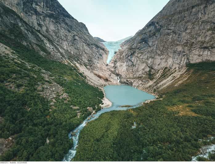 Imagen del tour: Desde Olden: Excursión guiada a pie por el glaciar de Briksdal