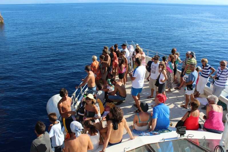 Imagen del tour: Desde Cefalú: Excursión de un día a Lípari y Vulcano con paseo en barco