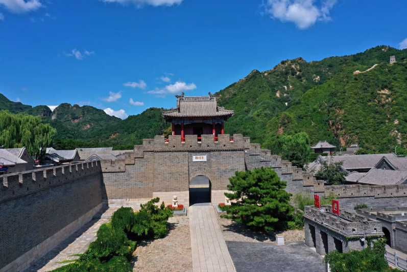 Imagen del tour: Excursión a la costa de Tianjin: Gran Muralla y Templo de Huangyaguan