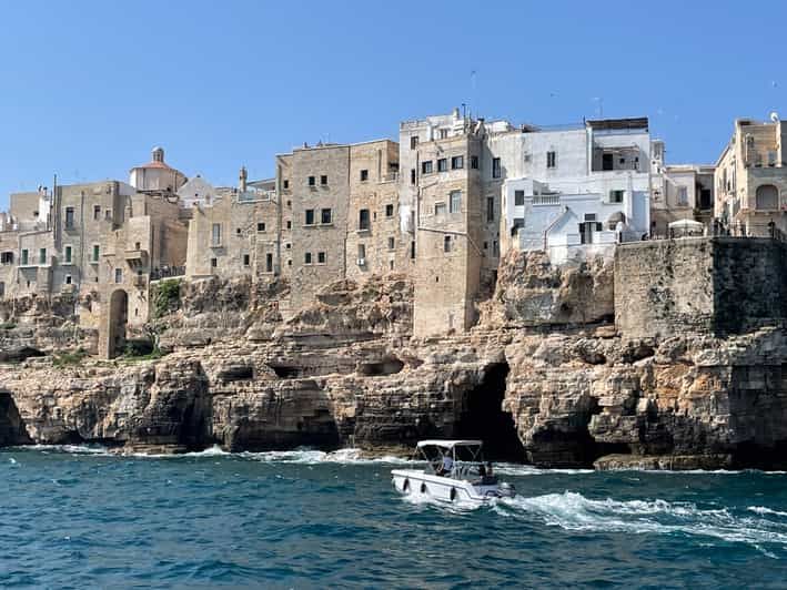 Imagen del tour: Polignano a Mare Excursión Privada a las Cuevas barco nuevo