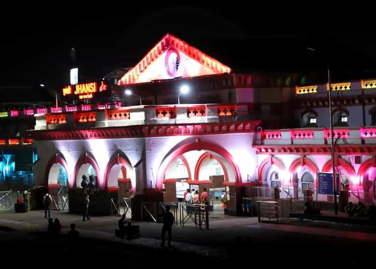 Imagen del tour: Desde Jhansi Estación de tren a Khajuraho Traslado sin problemas