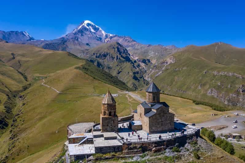 Imagen del tour: Excursión Privada Kazbegi-Ananuri-Gergeti