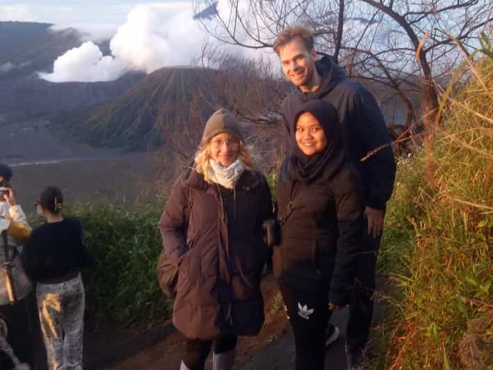 Imagen del tour: Excursión a las Cascadas de BromoIjen&Tumpak Sewu +628980570189