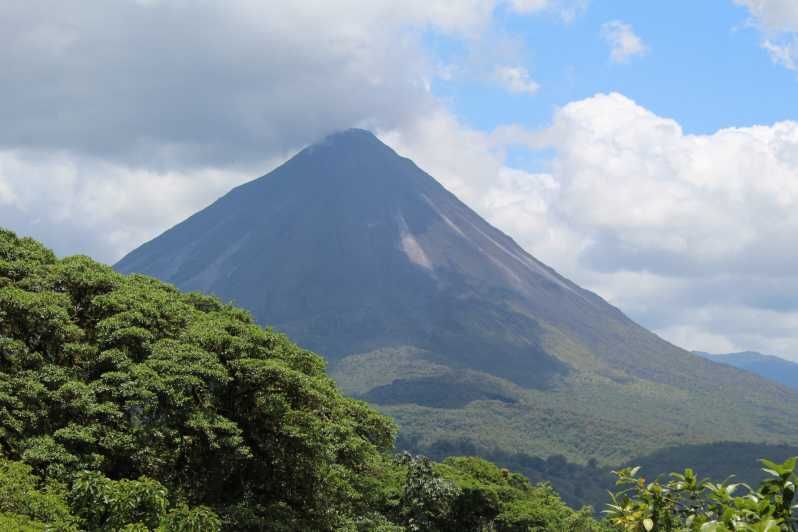 Imagen del tour: Guanacaste: Excursión a la Naturaleza y Aguas Termales del Volcán Arenal