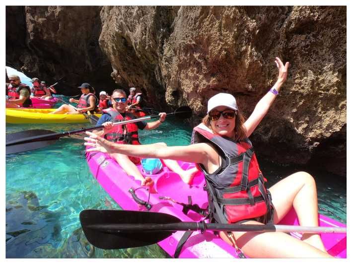 Imagen del tour: Nerja: Excursión Guiada en Kayak por los Acantilados de Maro-Cerro Gordo
