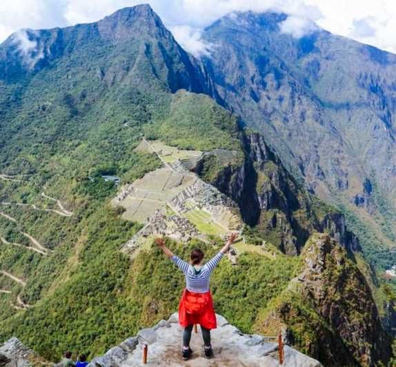 Imagen del tour: Ascenso a Machu Picchu y Huayna Picchu: Ticket de entrada