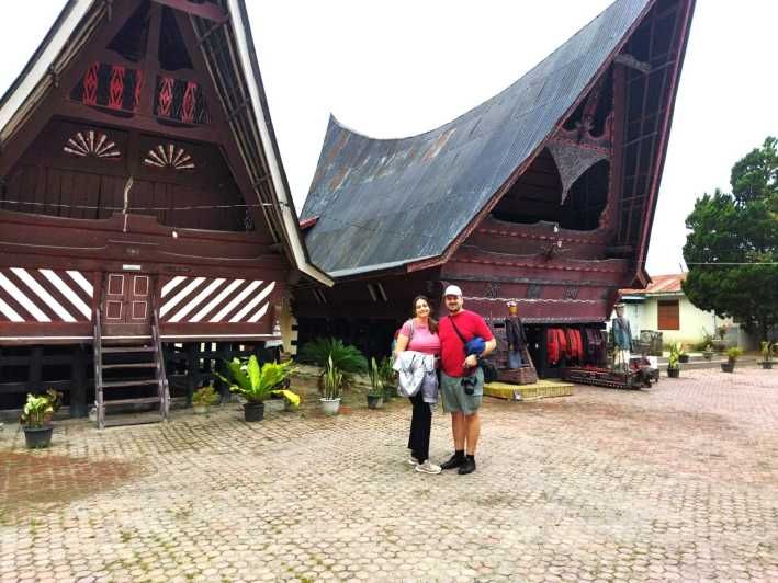 Imagen del tour: Excursión de día completo al Lago Toba desde Medan