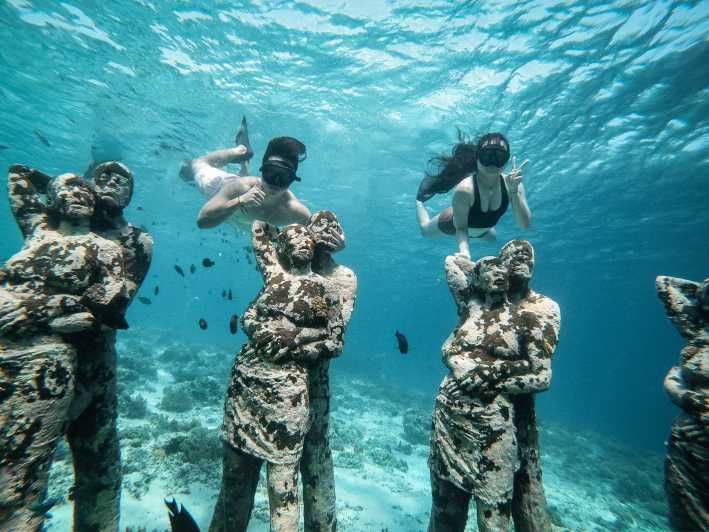 Imagen del tour: Isla Gili: Excursión de snorkel en grupo o privada