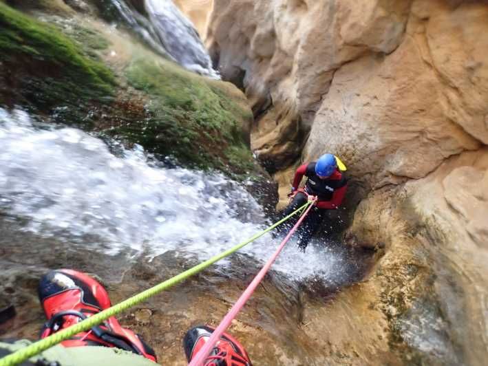 Imagen del tour: Barranquismos de agua cueva del Turche Buñol (Valencia)