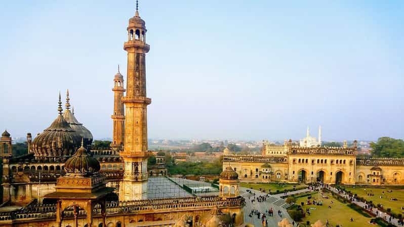Imagen del tour: Lucknow: Visita personalizada a Chota Imambara y el Parque de Buda